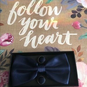 NEW Never Worn Satin Navy Blue Bow Tie & Cuff Links